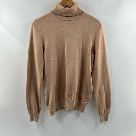 Madison Grey Sweaters - Madison Grey Beige Turtleneck Sweater – Size Medium